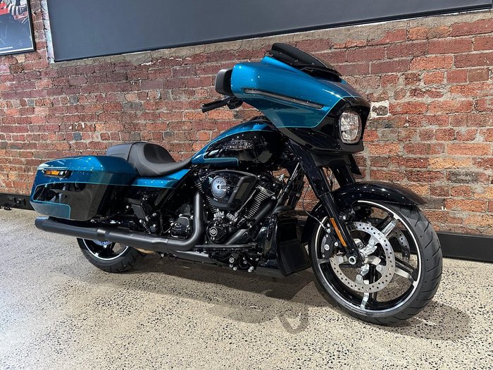 2026 Harley-Davidson Street Glide 117 (FLHX)