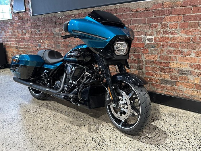 2026 Harley-Davidson Street Glide 117 (FLHX)