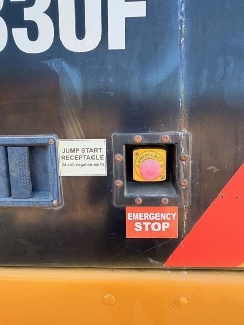 2017 Caterpillar 330Fl