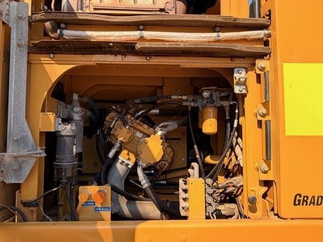 2017 Caterpillar 330Fl