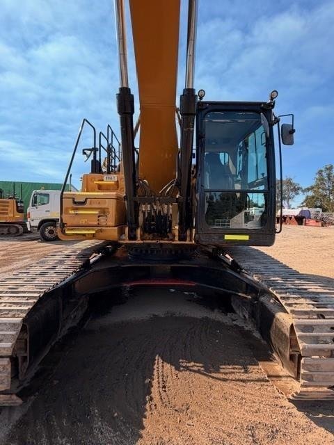 2017 Caterpillar 330Fl