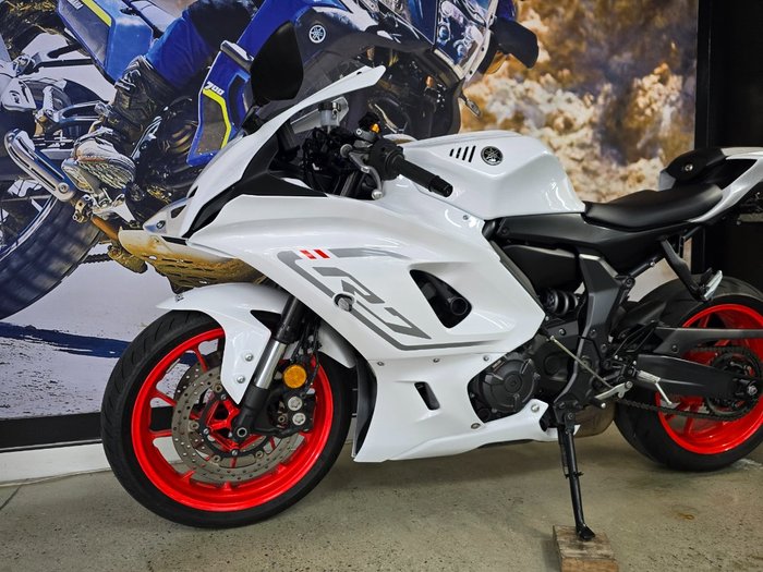 2023 Yamaha YZF-R7LA WHITE