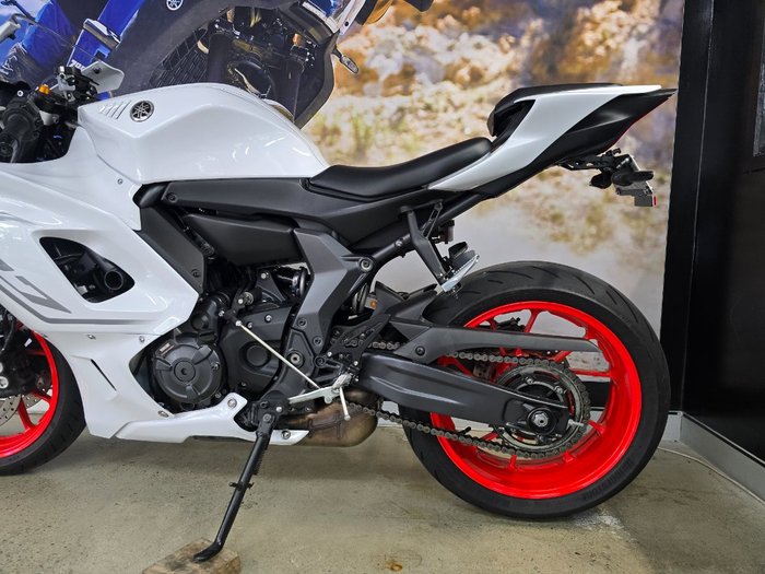 2023 Yamaha YZF-R7LA WHITE