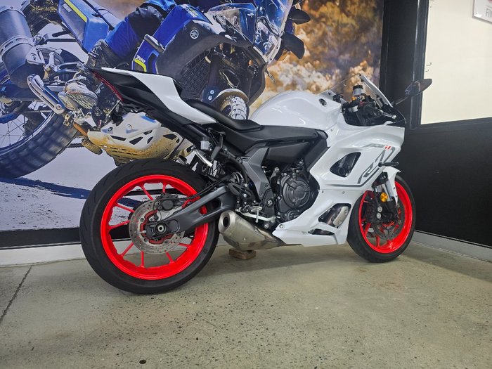 2023 Yamaha YZF-R7LA WHITE