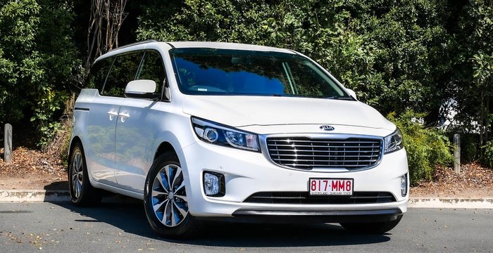 2016 Kia Carnival SLi