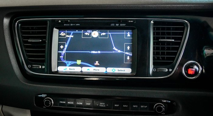 2016 Kia Carnival SLi