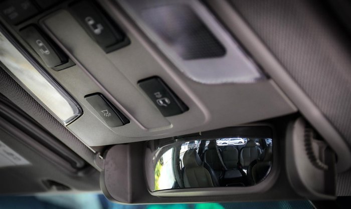 2016 Kia Carnival SLi