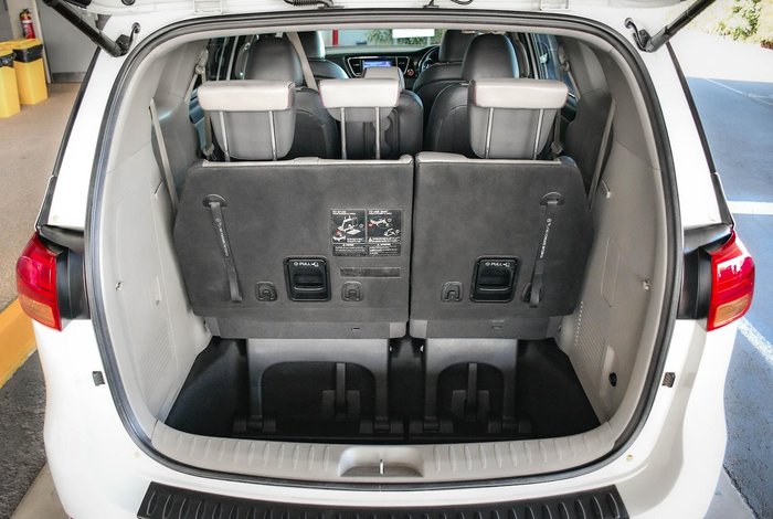 2016 Kia Carnival SLi
