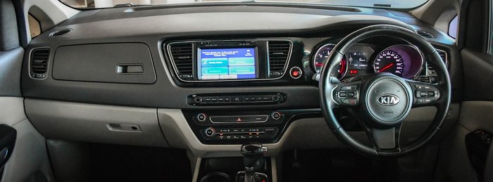2016 Kia Carnival SLi