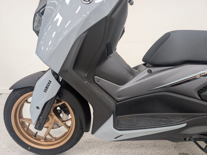 2025 YAMAHA XMAX 300 (CZD300A) grey
