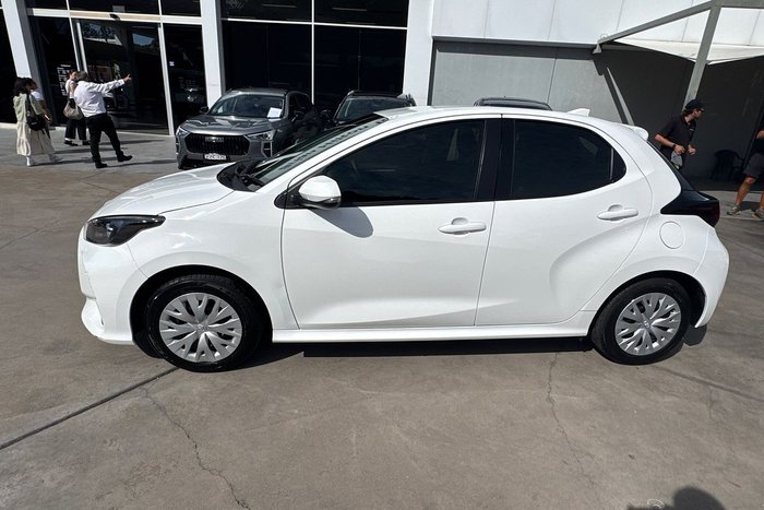 2023 Toyota Yaris Ascent Sport MXPA10R Glacier White