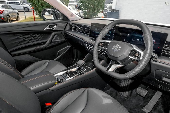 2026 MG HS Hybrid+ Essence