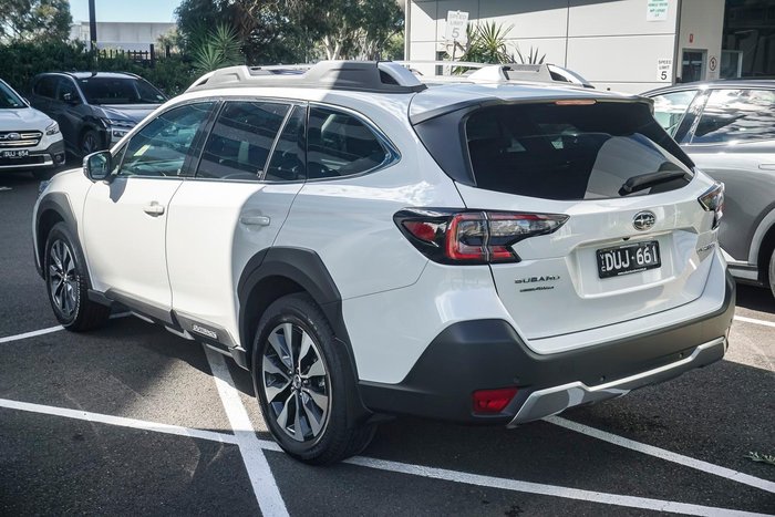 2025 Subaru Outback AWD Touring