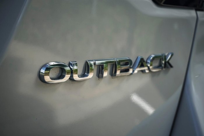 2025 Subaru Outback AWD Touring