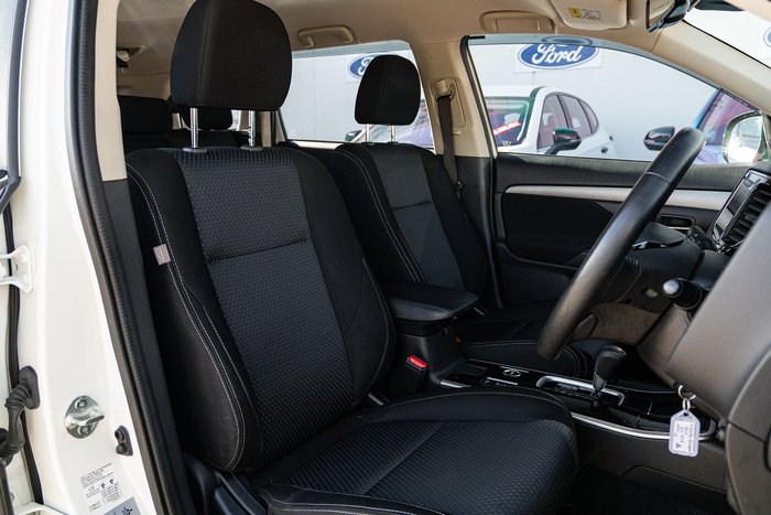 2017 Mitsubishi Outlander ES ADAS