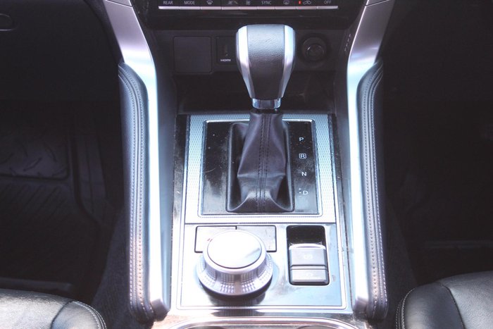 2020 Mitsubishi Pajero Sport GLS