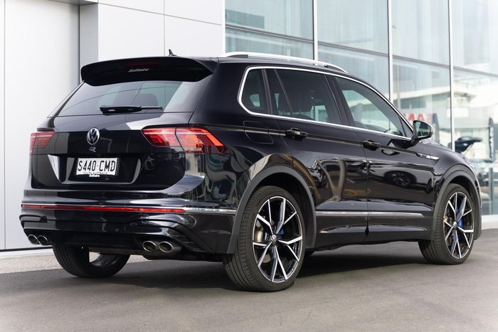 2022 Volkswagen Tiguan R