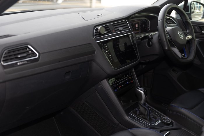 2022 Volkswagen Tiguan R