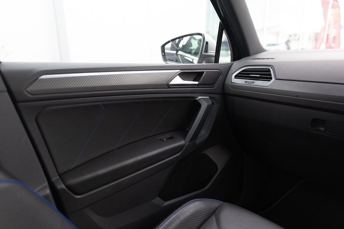 2022 Volkswagen Tiguan R
