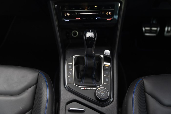 2022 Volkswagen Tiguan R