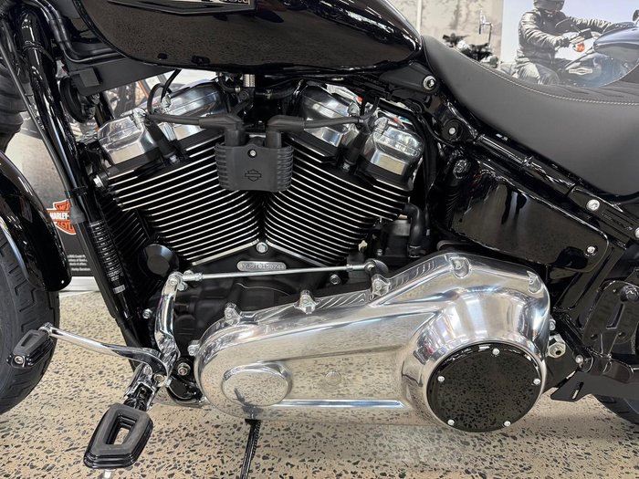 2026 Harley-Davidson Street Bob 117 (FXBB) Softail Black