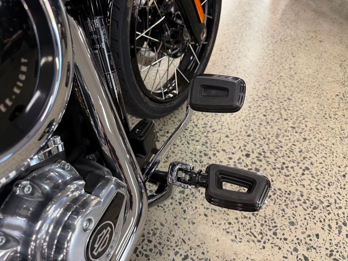 2026 Harley-Davidson Street Bob 117 (FXBB) Softail Black