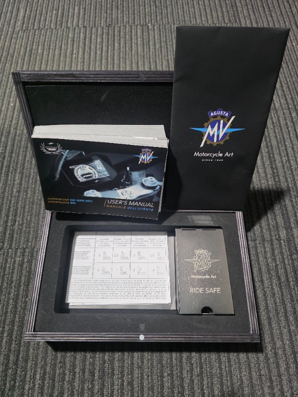 2021 MV Agusta SUPERVELOCE 800 RED RED