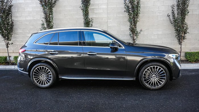 2024 Mercedes-Benz GLC-Class GLC300