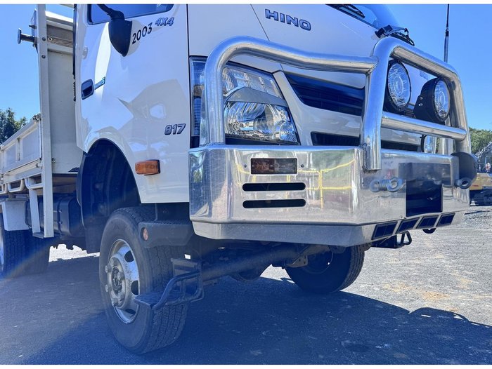 2023 Hino 300-817