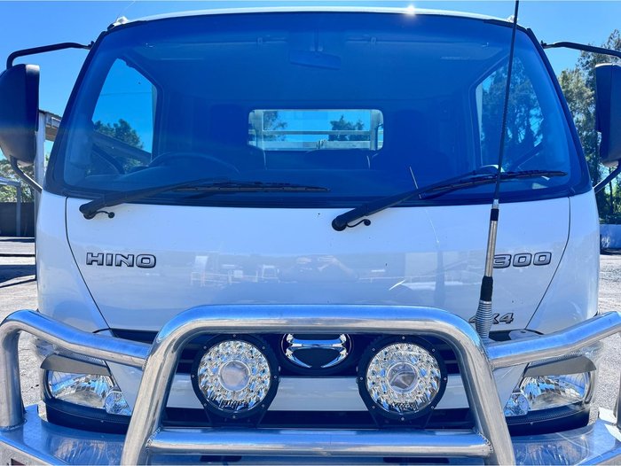 2023 Hino 300-817