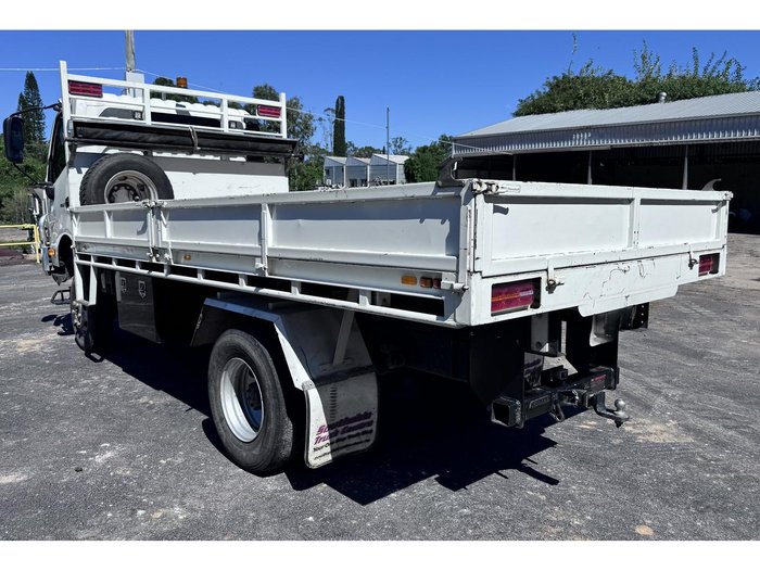 2023 Hino 300-817