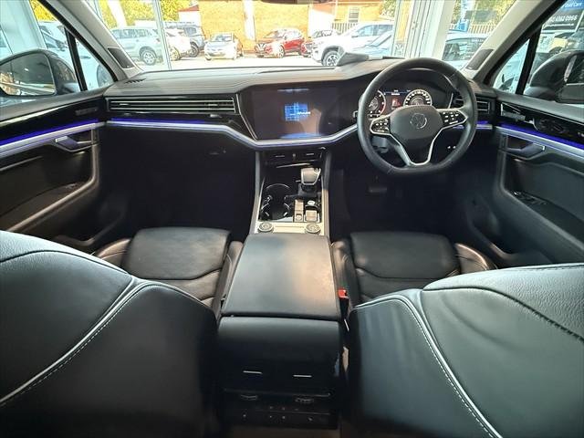 2022 Volkswagen Touareg 210TDI Elegance