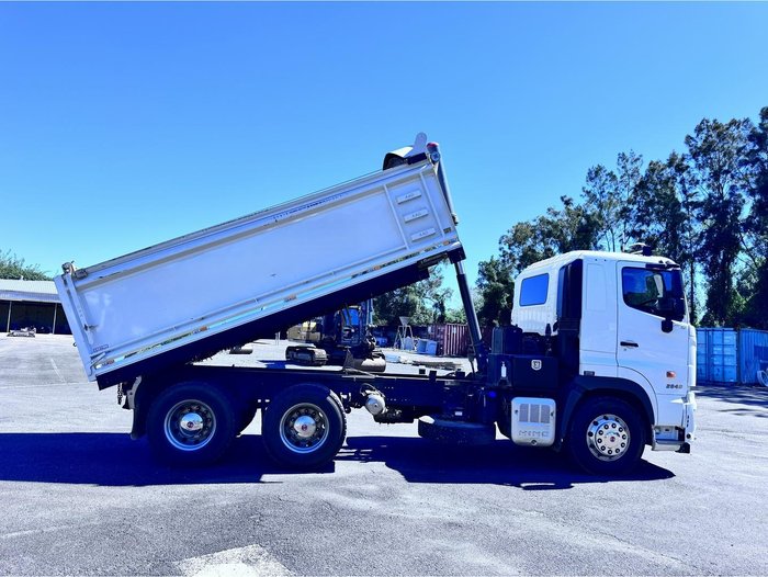 2024 Hino Fs -700 Series 2848AMT