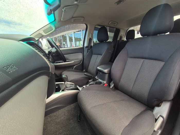 2015 Mitsubishi Triton GLS