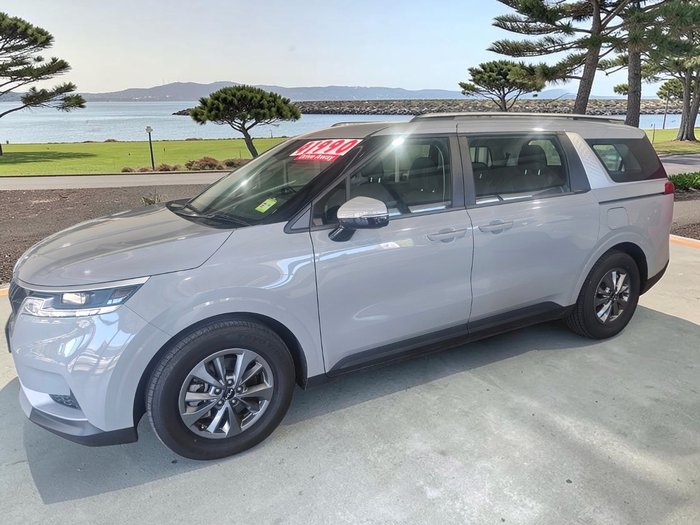 2023 Kia Carnival S