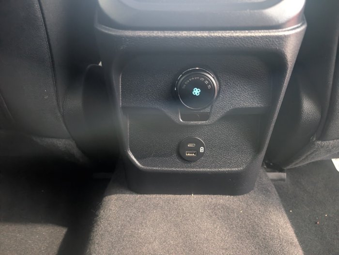 2024 Ford Everest Trend