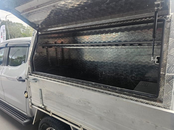 2020 Nissan Navara SL