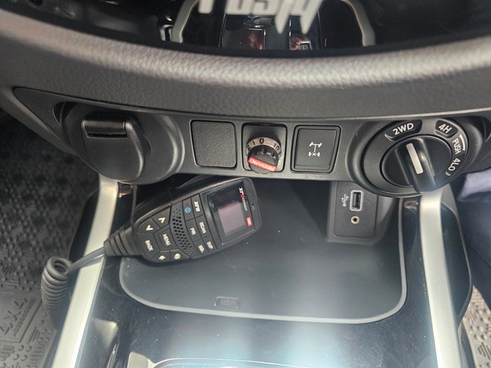 2020 Nissan Navara SL