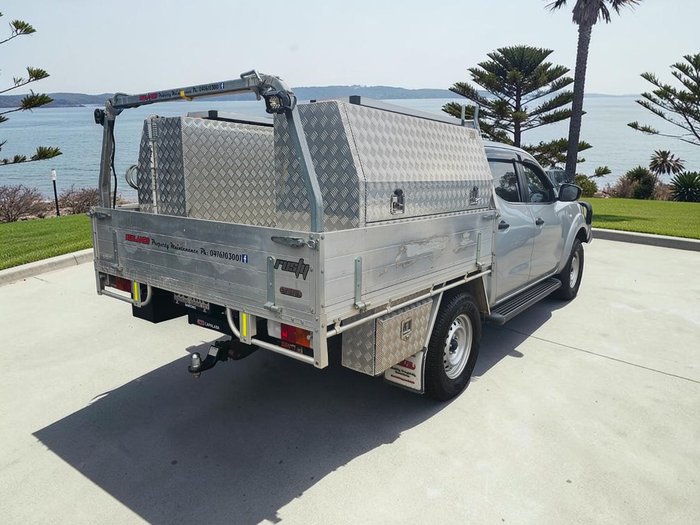 2020 Nissan Navara SL