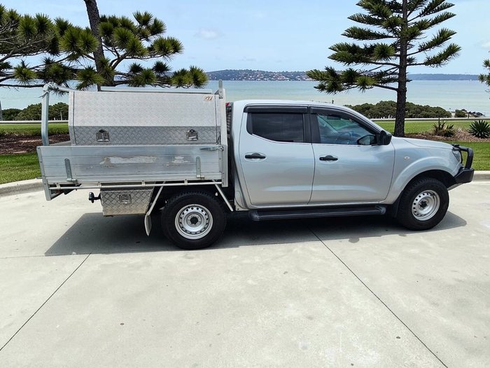 2020 Nissan Navara SL