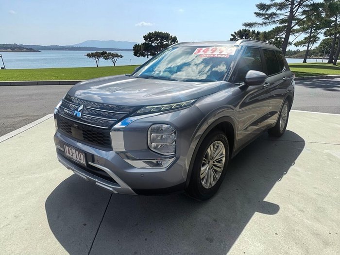 2023 Mitsubishi Outlander LS
