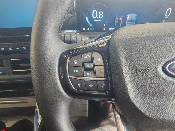 2025 Ford Tourneo Active