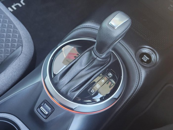 2024 Nissan JUKE ST-L