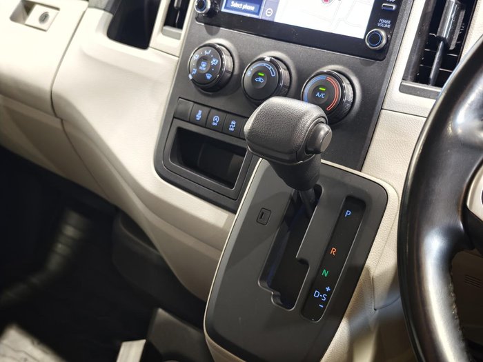 2022 Toyota Hiace