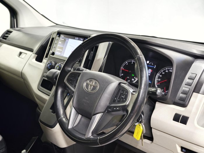 2022 Toyota Hiace