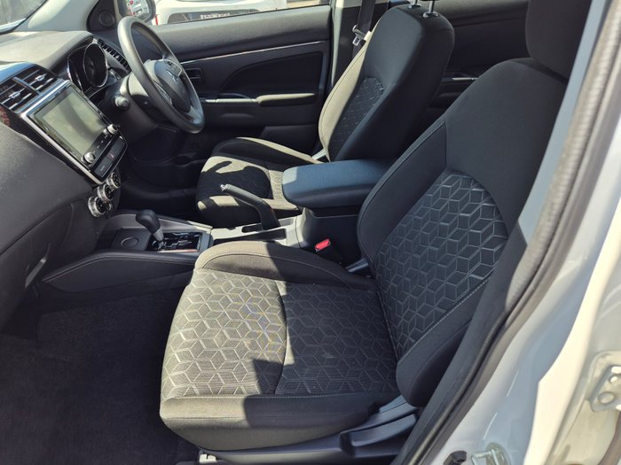 2023 Mitsubishi ASX ES