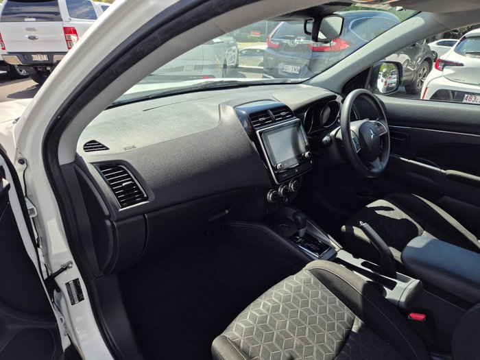 2023 Mitsubishi ASX ES