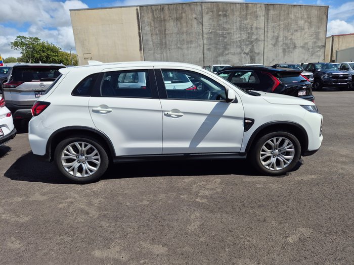 2023 Mitsubishi ASX ES