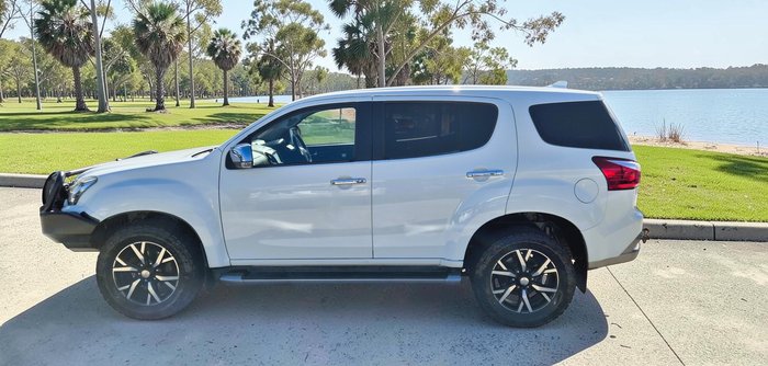 2019 Isuzu MU-X LS-U