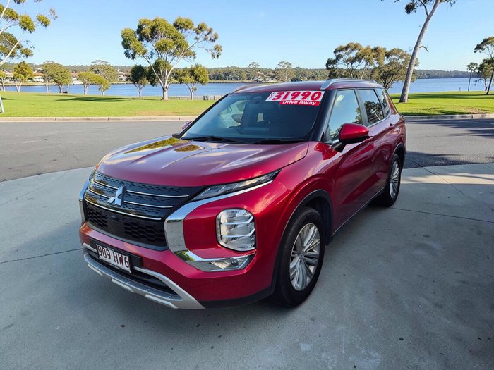 2023 Mitsubishi Outlander LS